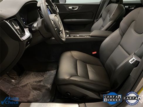 Used 2025 Volvo S60 B5 Core image 57