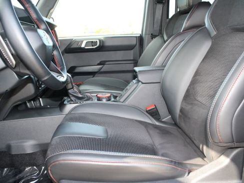 Used 2025 Ford Bronco Raptor AWD/4WD image 39