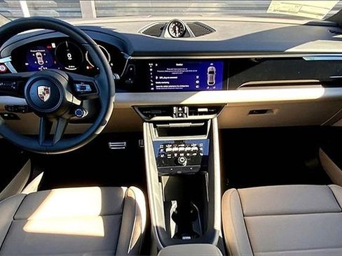 New 2025 Porsche Macan 4S Electric image 6