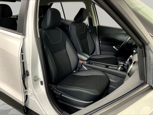 Used 2024 Nissan Kicks SV FWD image 28