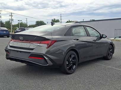 New 2026 Hyundai Elantra SEL Sport