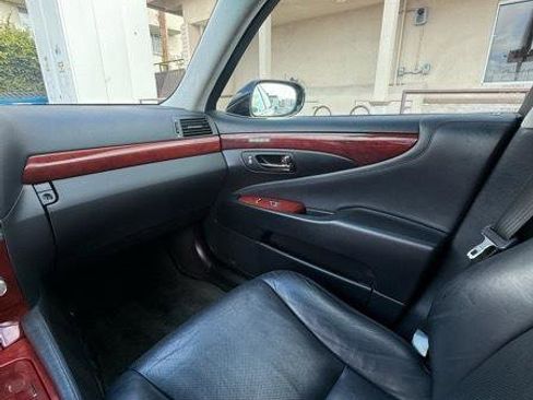 Used 2010 Lexus LS 460 L RWD image 13