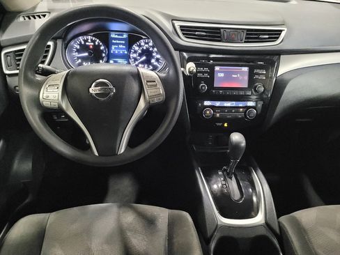 Used 2016 Nissan Rogue SV AWD/4WD image 22