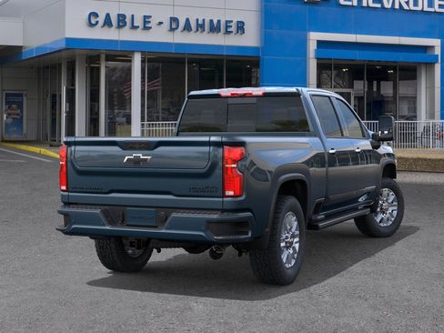 New 2026 Chevrolet Silverado 2500 High Country w/ High Country Premium Package AWD/4WD image 4