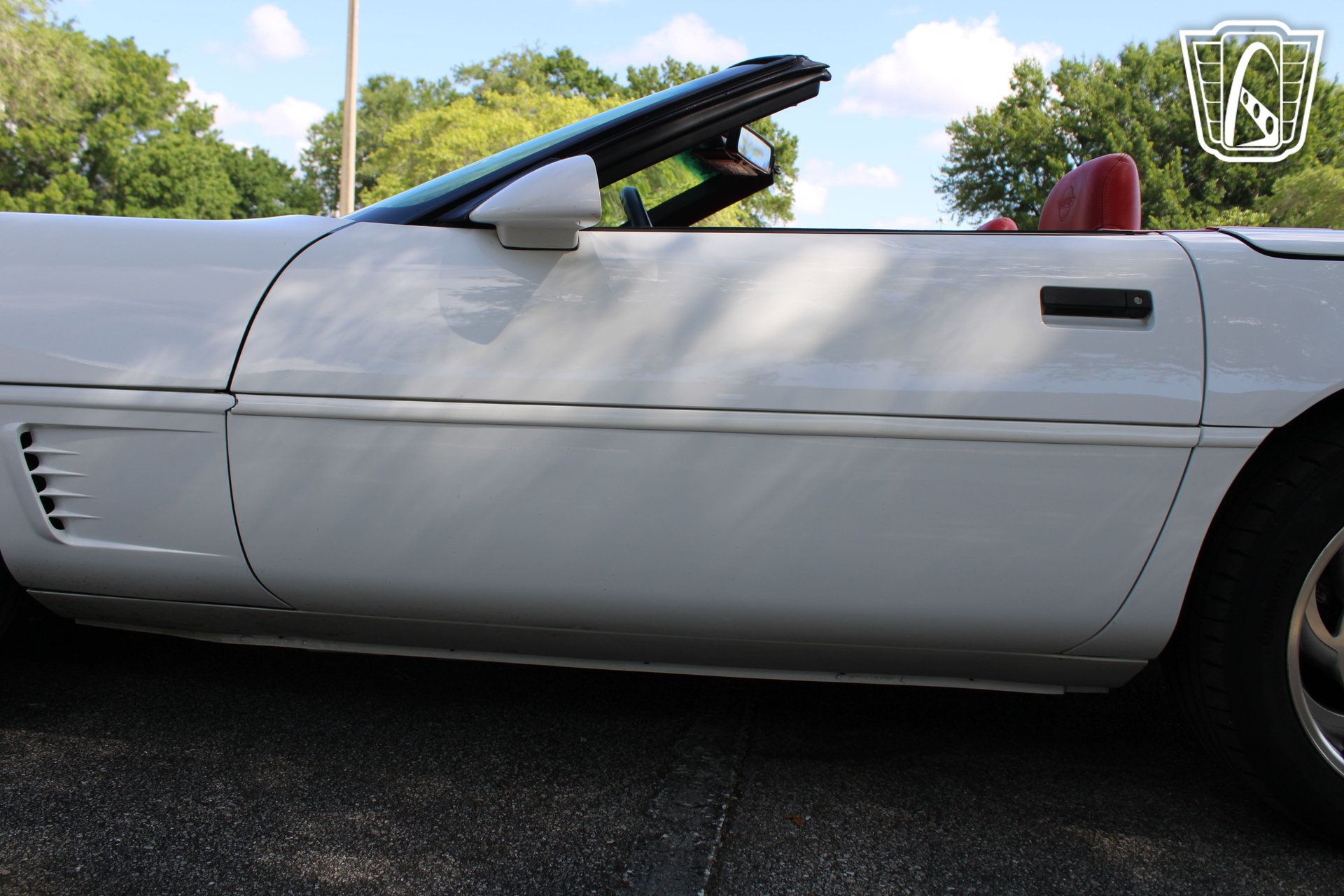Used 1995 Chevrolet Corvette Convertible RWD image 29
