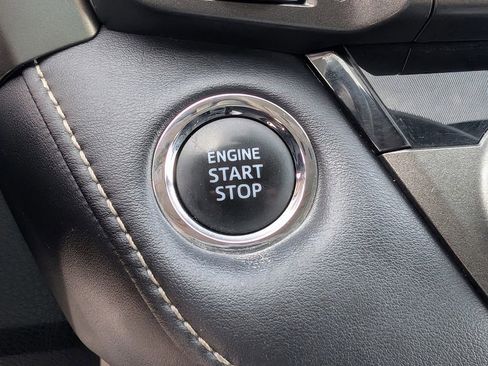 Used 2013 Toyota RAV4 Limited image 31