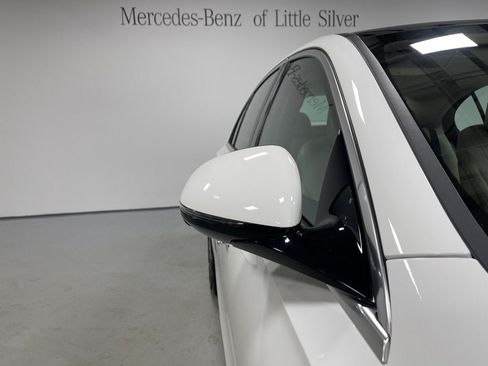 Used 2026 Mercedes-Benz E 350 4MATIC Sedan image 12