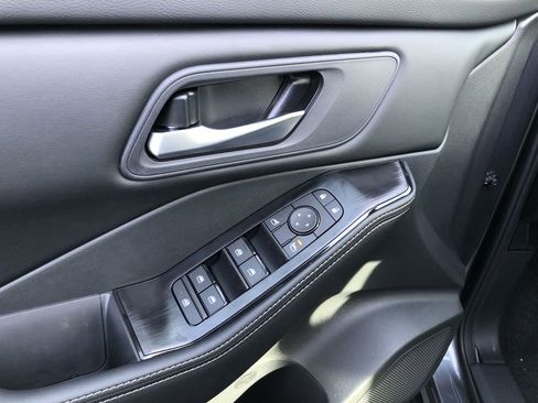 New 2026 Nissan Rogue SV w/ Cold Weather Package image 21