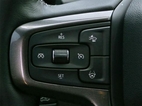 Used 2025 Chevrolet Silverado 1500 High Country AWD/4WD image 20