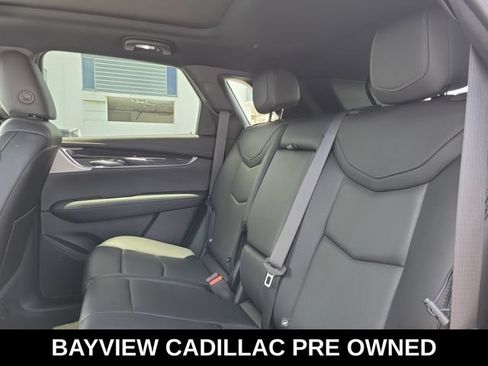 Used 2021 Cadillac XT5 Premium Luxury FWD image 22
