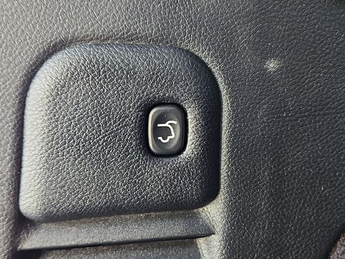 Used 2015 Jeep Grand Cherokee Limited w/ Luxury Group II image 7