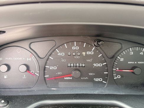 Used 2003 Ford Taurus SE FWD image 15
