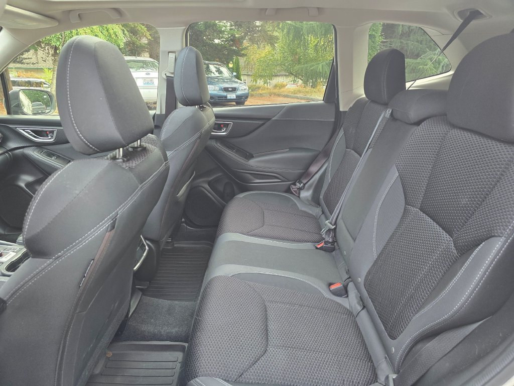 Used 2019 Subaru Forester Premium w/ Popular Package #1 AWD/4WD image 9