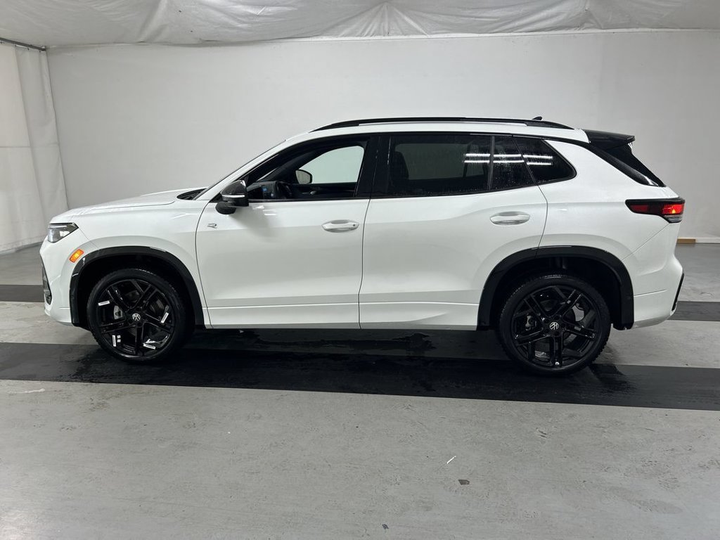 New 2026 Volkswagen Tiguan SE R-Line AWD/4WD image 5