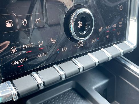 New 2025 GMC Acadia Elevation w/ Elevation Premium Package image 16