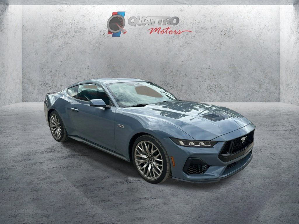 Used 2025 Ford Mustang GT Premium RWD image 8