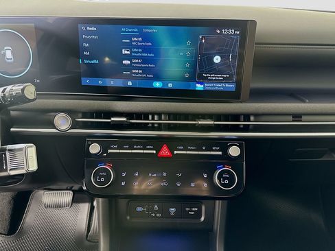 New 2026 Hyundai Tucson Limited FWD image 11