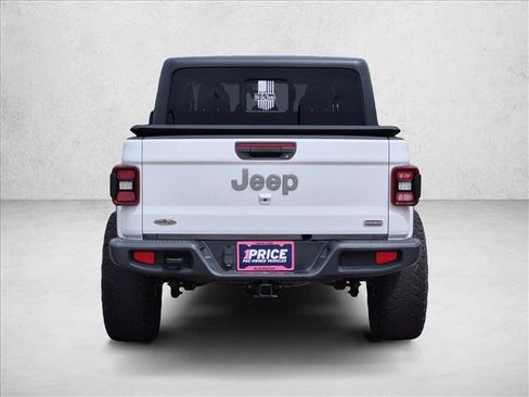 Used 2020 Jeep Gladiator Overland AWD/4WD image 6