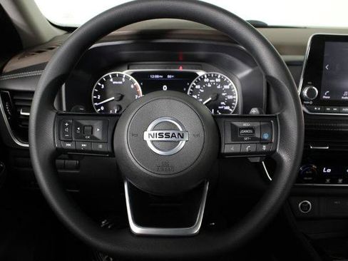 Certified 2021 Nissan Rogue SV FWD image 25