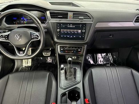Used 2024 Volkswagen Tiguan SE R-Line FWD image 13