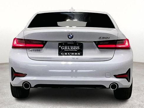 Used 2020 BMW 330i xDrive Sedan AWD/4WD image 5