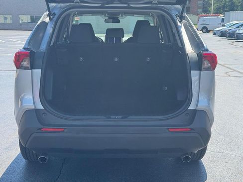 Used 2025 Toyota RAV4 LE AWD/4WD image 5