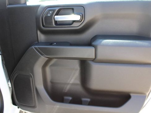 Used 2021 Chevrolet Silverado 1500 Custom AWD/4WD image 11