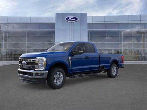 New 2026 Ford F250 XLT image 2