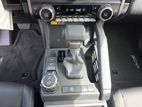 New 2026 Toyota 4Runner Limited AWD/4WD image 27