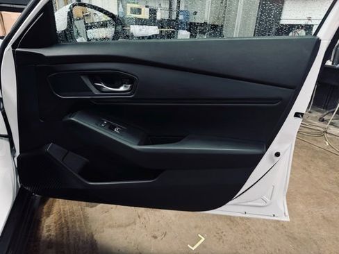 Used 2024 Honda Accord EX image 12