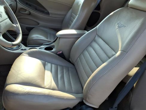 Used 2002 Ford Mustang GT image 9