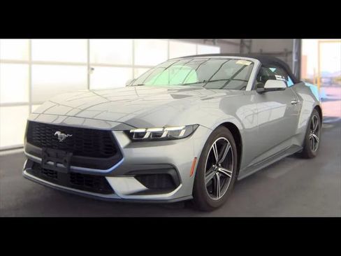 Used 2024 Ford Mustang Premium RWD image 3