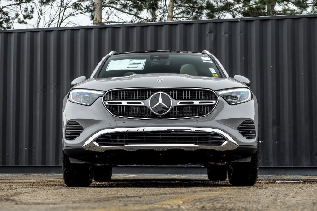 Used 2026 Mercedes-Benz GLC 300 4MATIC image 5