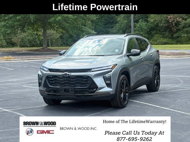 Used 2024 Chevrolet Trax ACTIV w/ Sunroof Package FWD image 1
