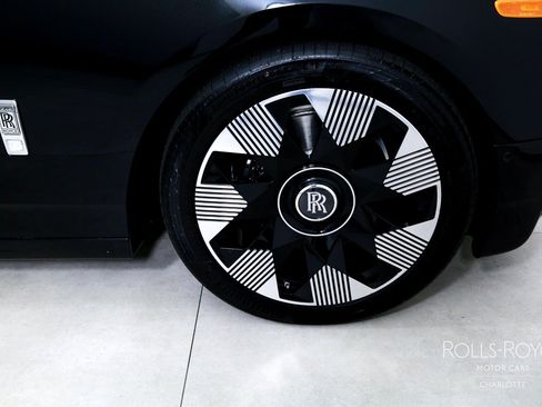 New 2027 Rolls-Royce Phantom Sedan RWD image 41