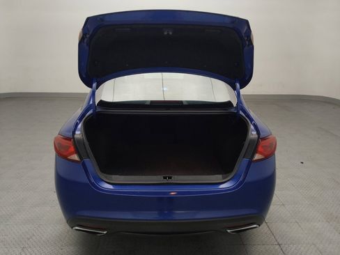 Used 2016 Chrysler 200 S FWD image 29