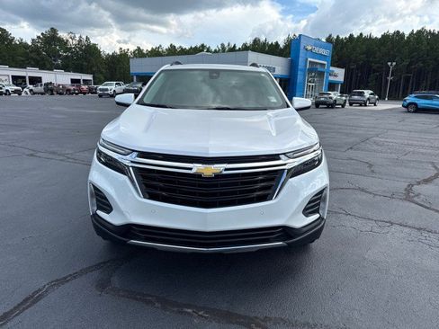 Used 2024 Chevrolet Equinox LT FWD image 8