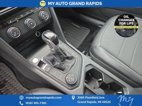 Used 2022 Volkswagen Taos SE image 26