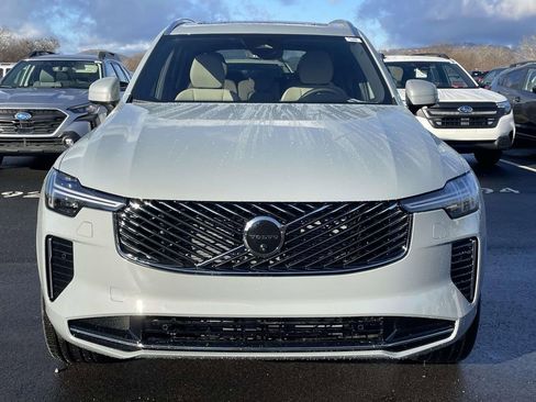 New 2026 Volvo XC90 B6 Plus w/ Protection Package Premier image 22