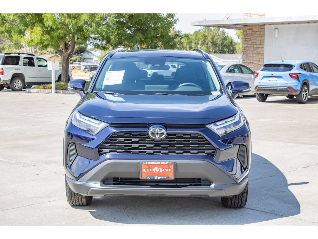 Used 2025 Toyota RAV4 XLE w/ Convenience Package AWD/4WD image 3