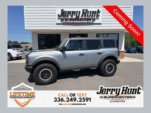 Used 2023 Ford Bronco Black Diamond w/ Sasquatch Package image 1