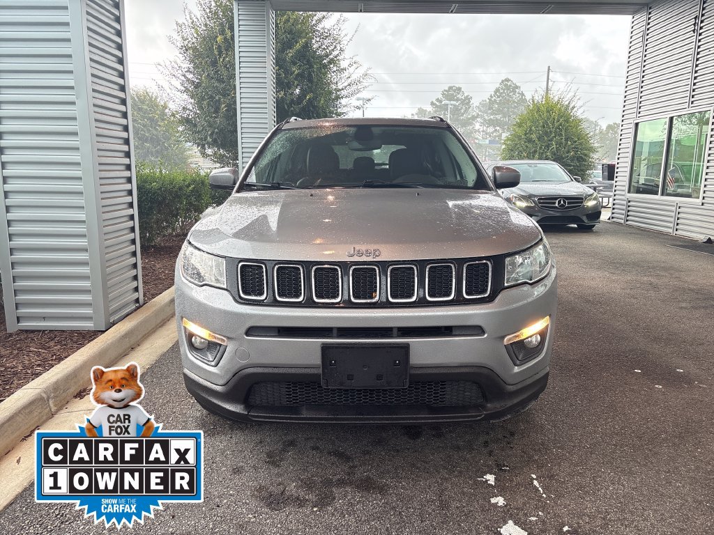 Used 2021 Jeep Compass Latitude w/ Sun and Sound Group FWD image 2