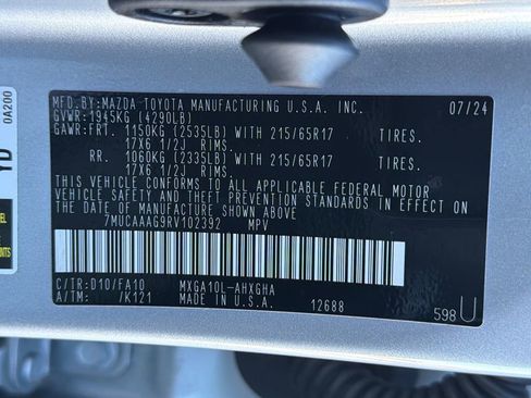 Used 2024 Toyota Corolla Cross LE image 39