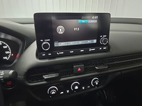 Used 2023 Honda HR-V LX image 24