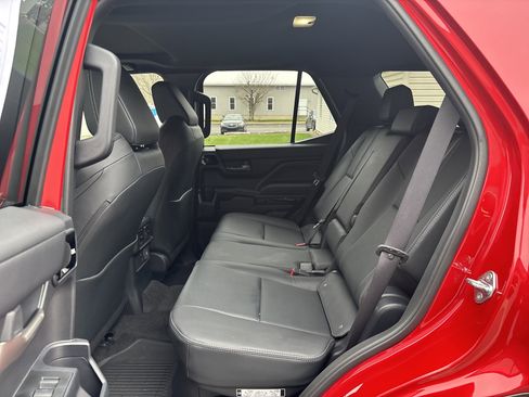 Used 2026 Toyota 4Runner Limited image 14