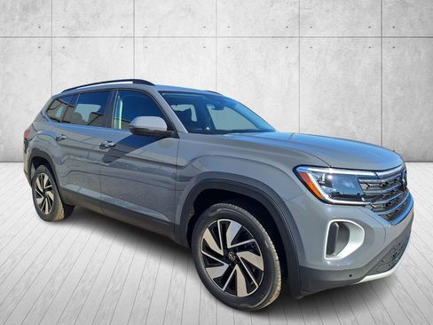 New 2026 Volkswagen Atlas SE FWD image 7