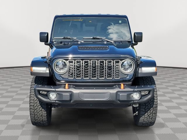 Used 2025 Jeep Gladiator Mojave AWD/4WD image 2