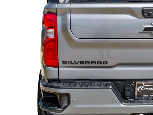 Used 2024 Chevrolet Silverado 2500 Custom w/ Custom Value Package AWD/4WD image 52