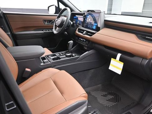 New 2026 Subaru Outback Touring AWD/4WD image 30