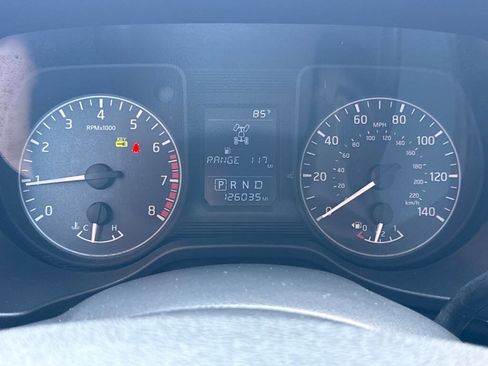 Used 2017 Nissan Titan S AWD/4WD image 16